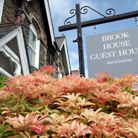 Brook House ― Free On-site Car Park