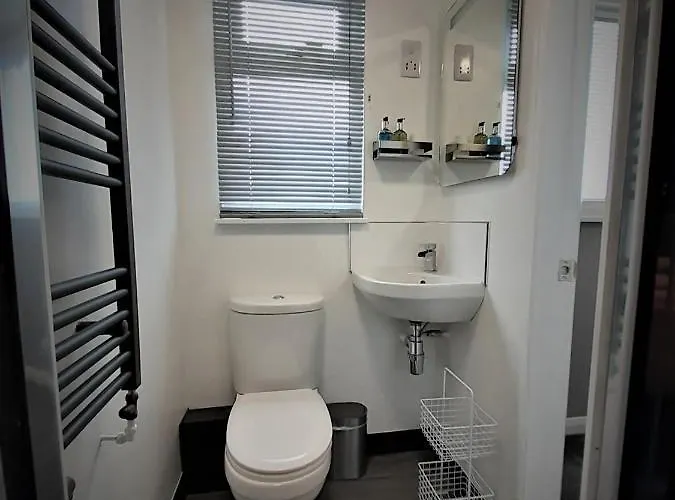 فندق مبيت وإفطار Brook House ― Free On-site Car Park