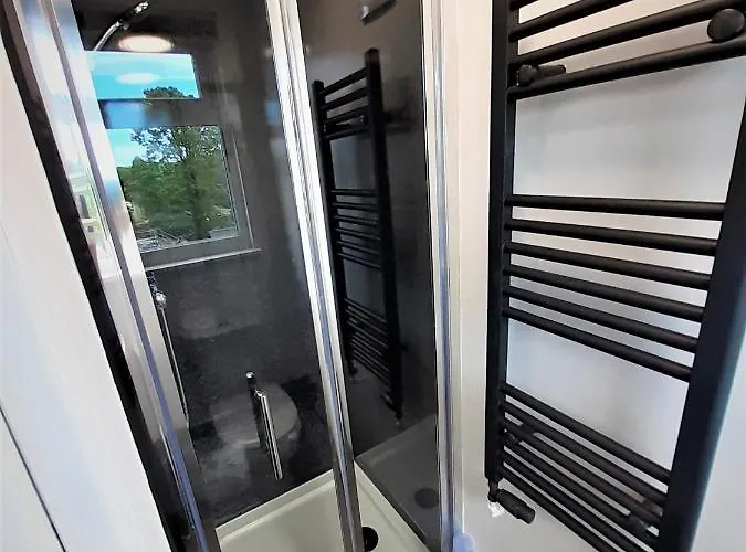 Brook House ― Free On-site Car Park فندق مبيت وإفطار