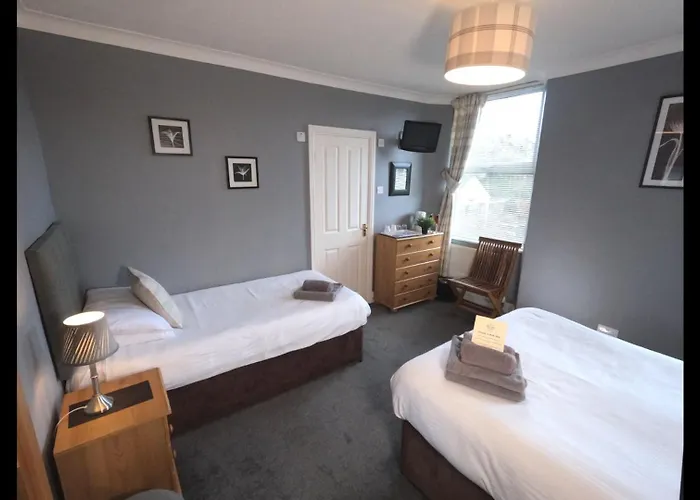 Brook House ― Free On-site Car Park فندق مبيت وإفطار