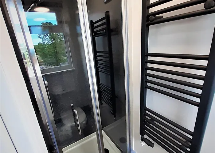 Brook House ― Free On-site Car Park فندق مبيت وإفطار 3*