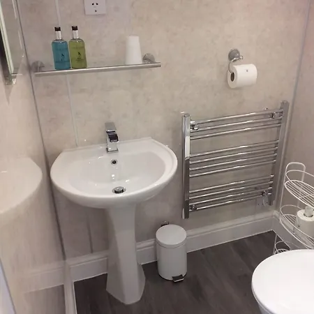 Brook House ― Free On-site Car Park Bed and breakfast 3*